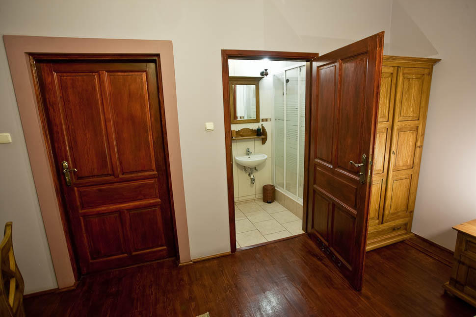 Dwor Na Wichrowym Wzgorzu Bed & Breakfast Przybyslawice Ngoại thất bức ảnh