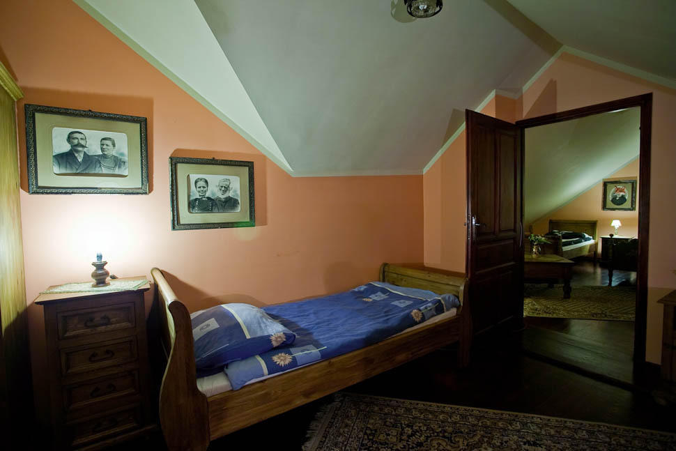 Dwor Na Wichrowym Wzgorzu Bed & Breakfast Przybyslawice Ngoại thất bức ảnh